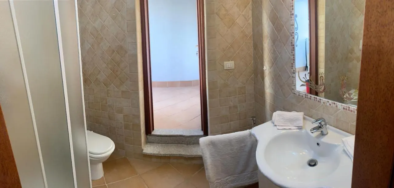 Appartamenti Bella Vista Su Tavolara Porto San Paolo  0*, Porto San Paolo (Sardinia) Italia