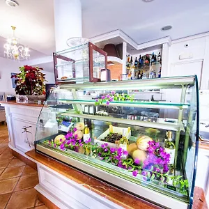 4* Hotel Il Faro Di Molara